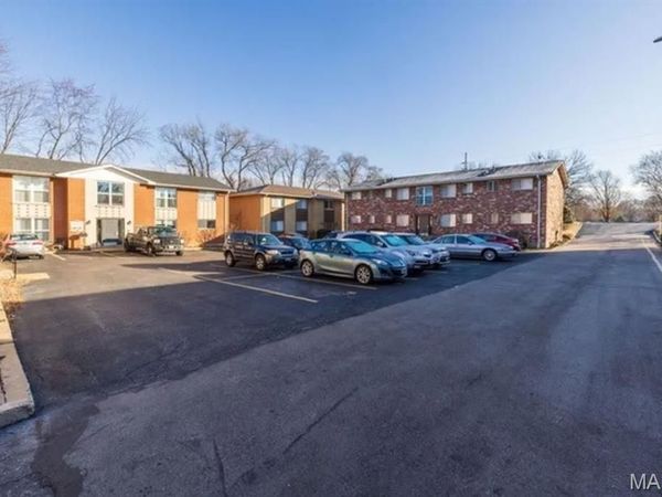 9310 Shirley Gardens Drive , St John, MO 63114