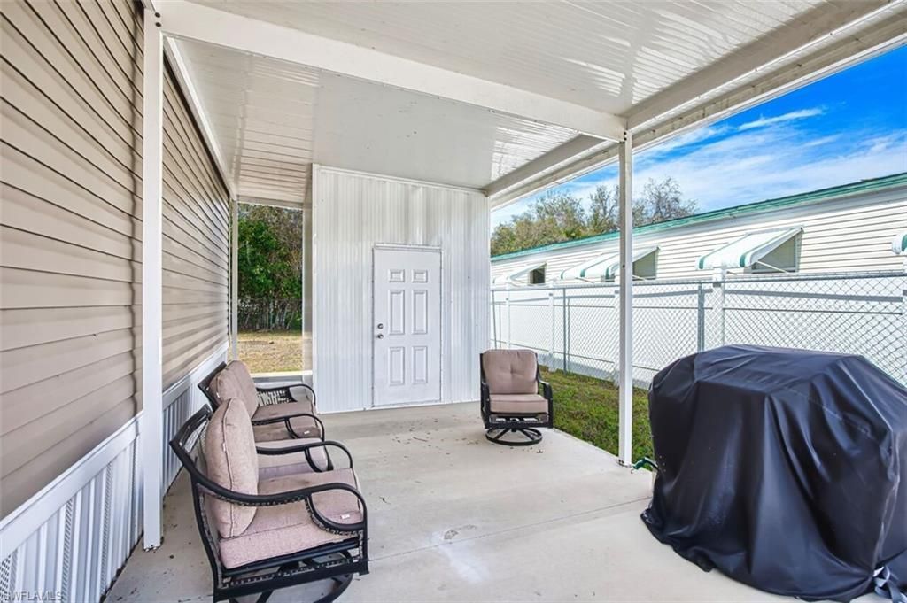 7638 Peyraud Dr, North Fort Myers, FL 33917 Photo