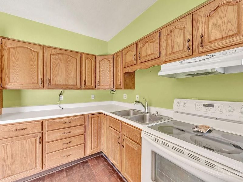 104 Chamberlin Drive, Hamilton, OH 45013 Photo 14