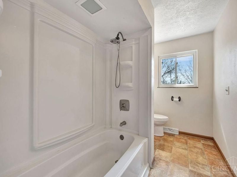 104 Chamberlin Drive, Hamilton, OH 45013 Photo 20