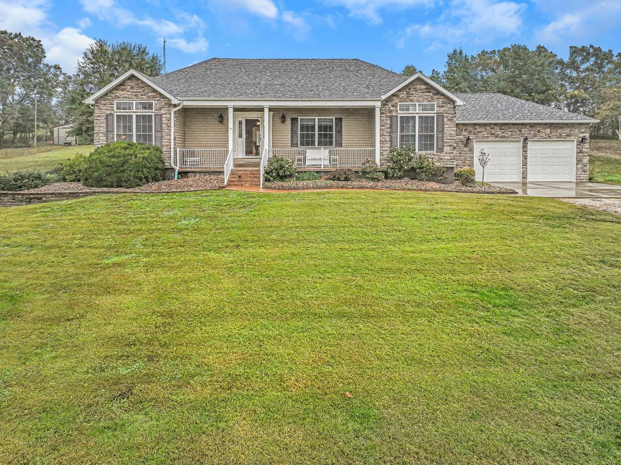 34227 Hanna Avenue, Warsaw, MO 65355 Main Photo