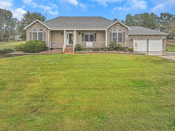 34227 Hanna Avenue , Warsaw, MO 65355