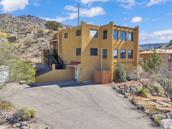 14329 Windsor Place NE, Albuquerque, NM 87123