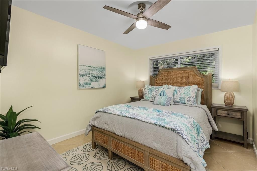 1011 11th St N, Naples, FL 34102 Photo