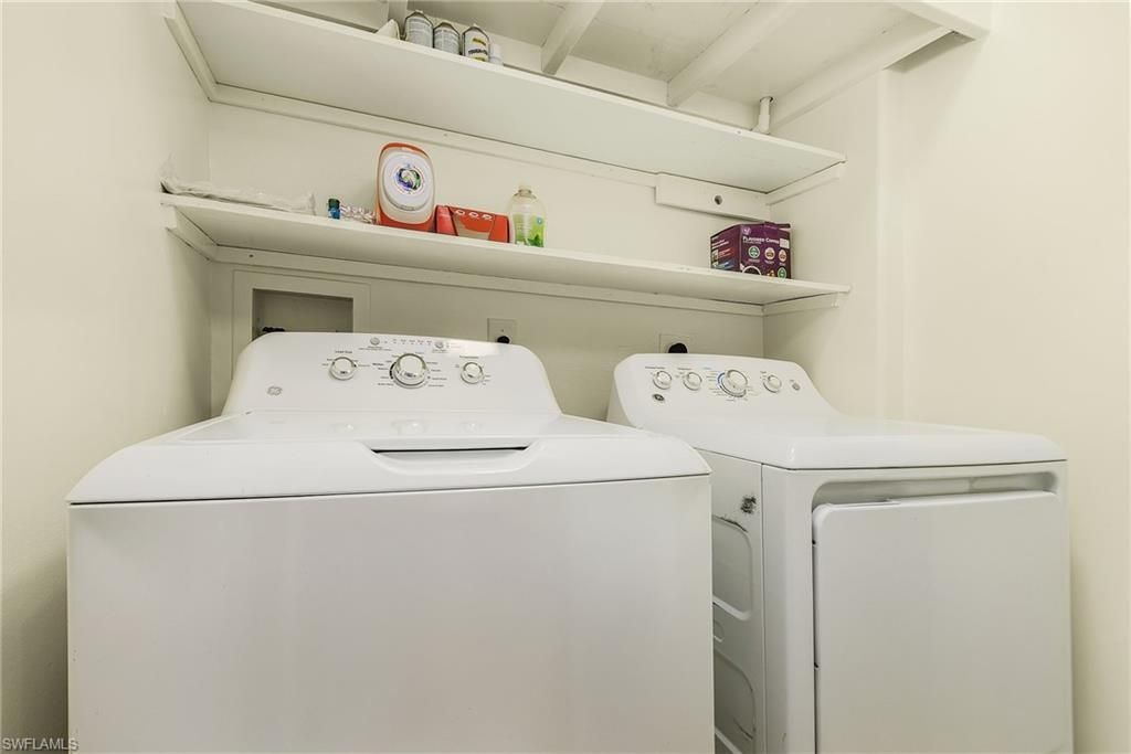 1011 11th St N, Naples, FL 34102 Photo