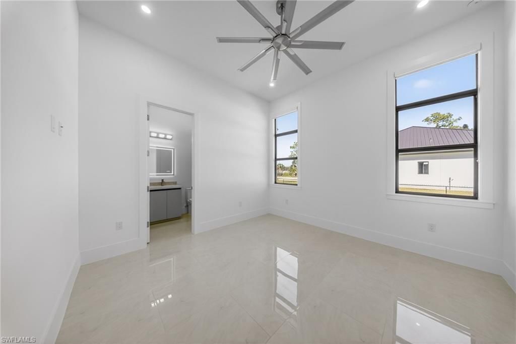 1886 39th St Sw, Naples, FL 34117 Photo