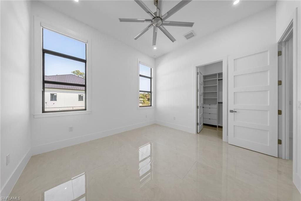 1886 39th St Sw, Naples, FL 34117 Photo