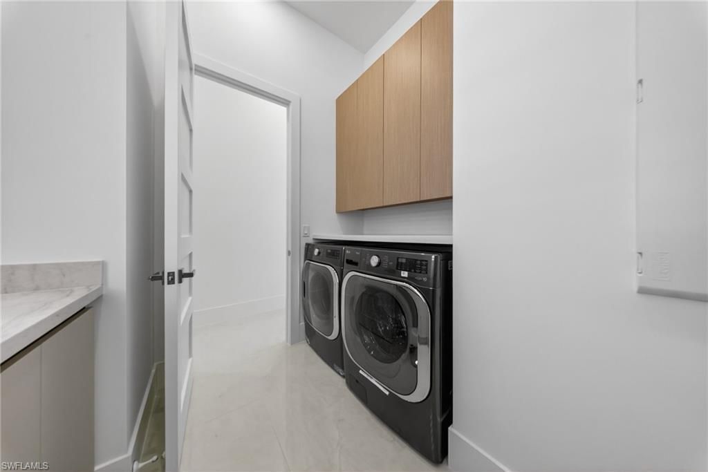 1886 39th St Sw, Naples, FL 34117 Photo