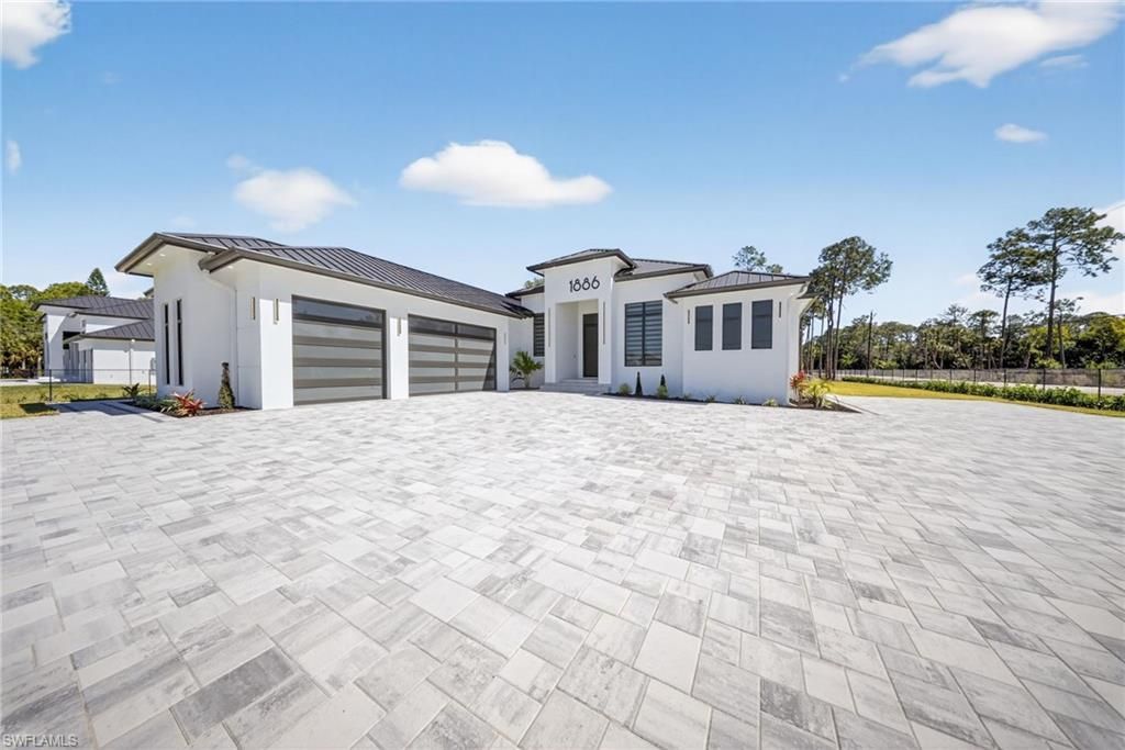 1886 39th St Sw, Naples, FL 34117 Photo