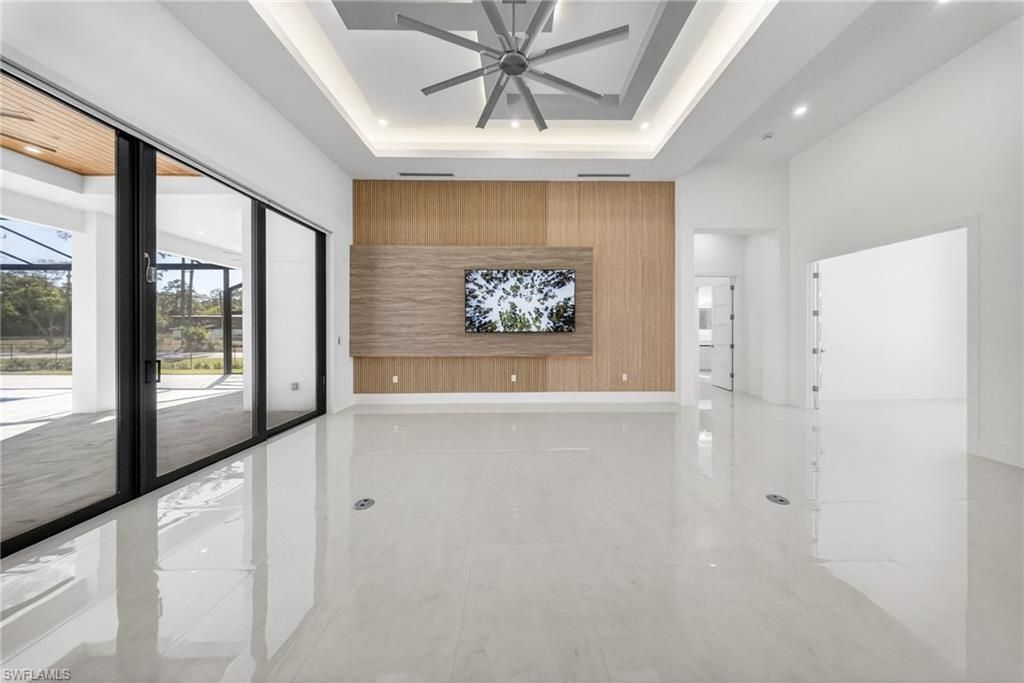 1886 39th St Sw, Naples, FL 34117 Photo