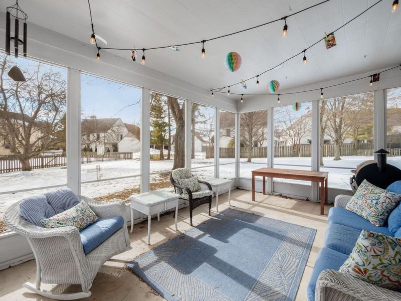 295 Beckley Lane, Dublin, OH 43017 Photo 3