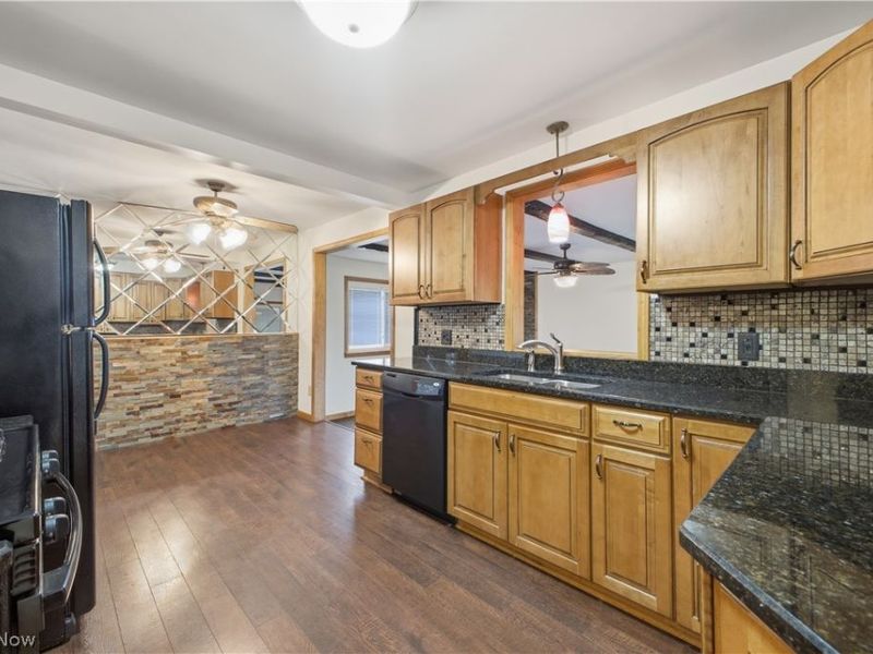 923 Kirwan Drive, Youngstown, OH 44515 Photo 10