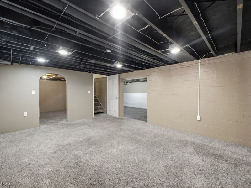 923 Kirwan Drive, Youngstown, OH 44515 Photo 29