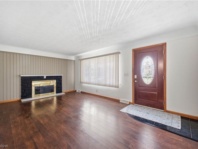 923 Kirwan Drive, Youngstown, OH 44515 Photo 6