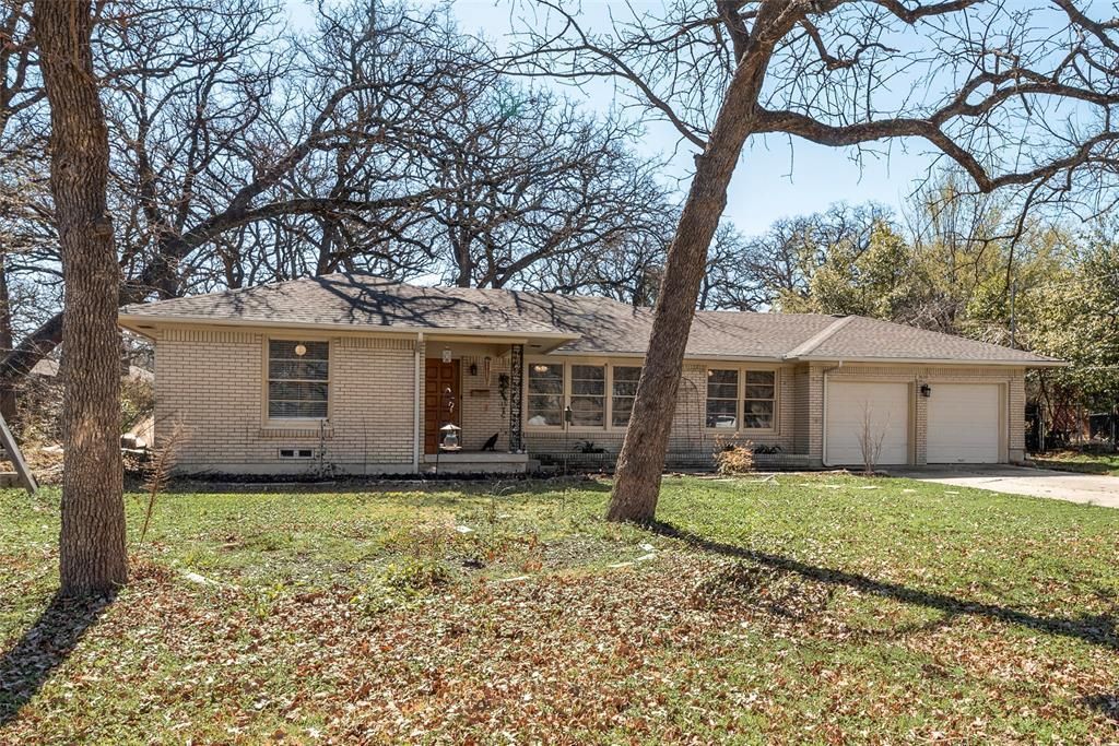 1610 Laurelwood Drive, Denton, TX 76209 Main Photo