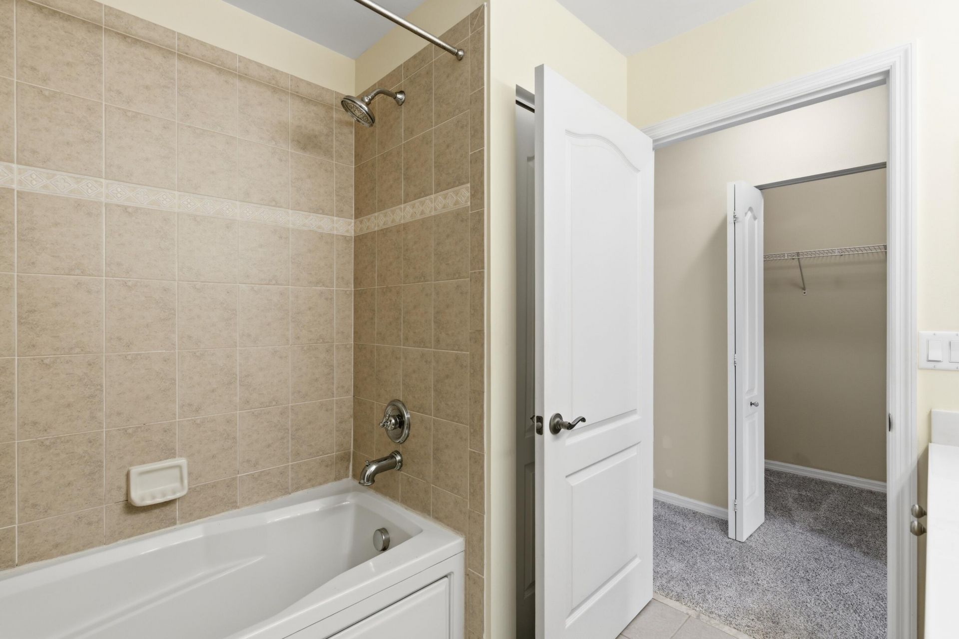 2136 SE Eatonville Drive, Port Saint Lucie, FL 34952 Photo