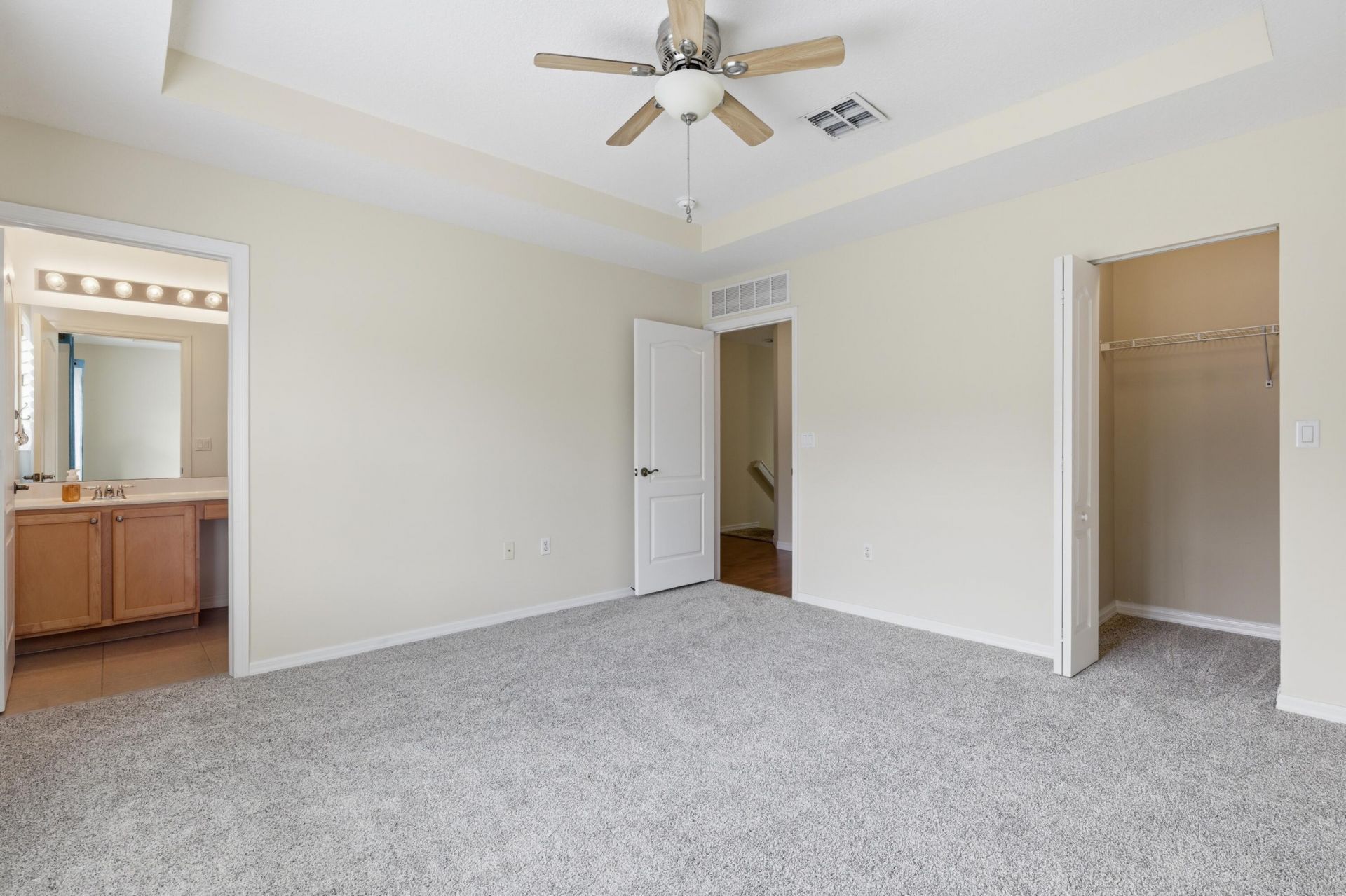 2136 SE Eatonville Drive, Port Saint Lucie, FL 34952 Photo