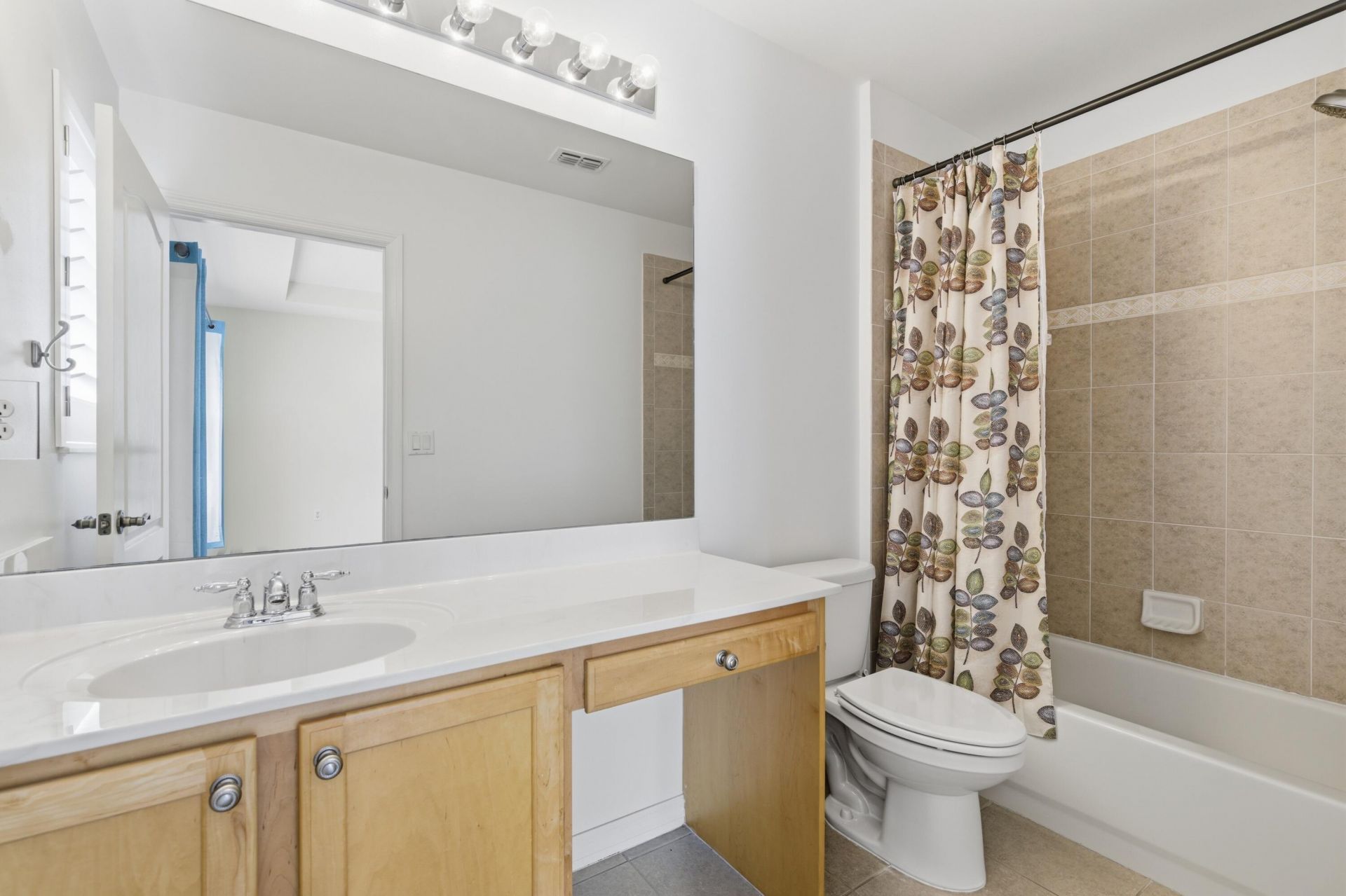 2136 SE Eatonville Drive, Port Saint Lucie, FL 34952 Photo