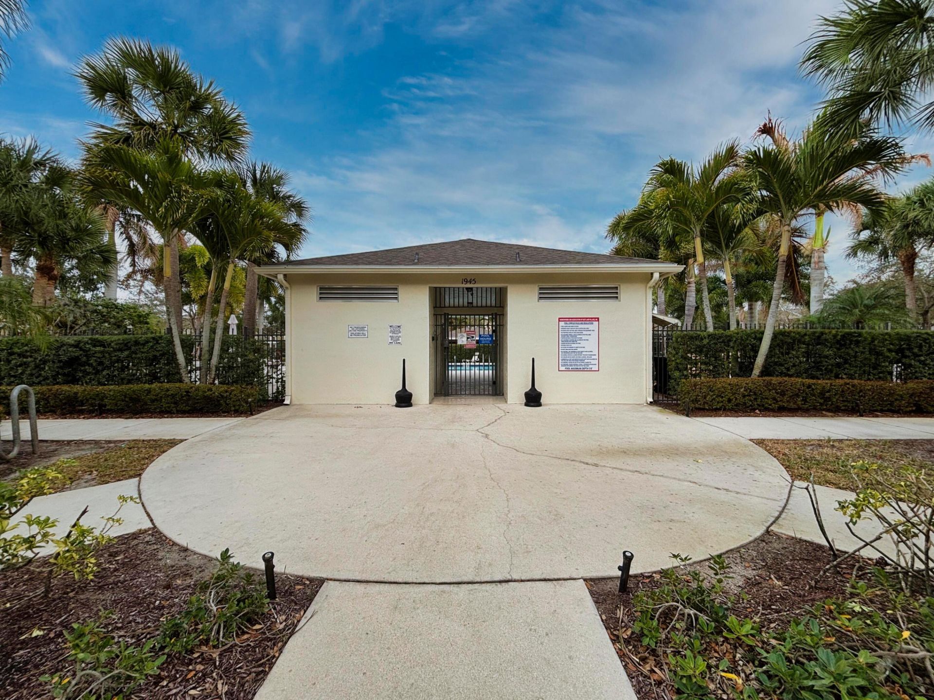 2136 SE Eatonville Drive, Port Saint Lucie, FL 34952 Photo