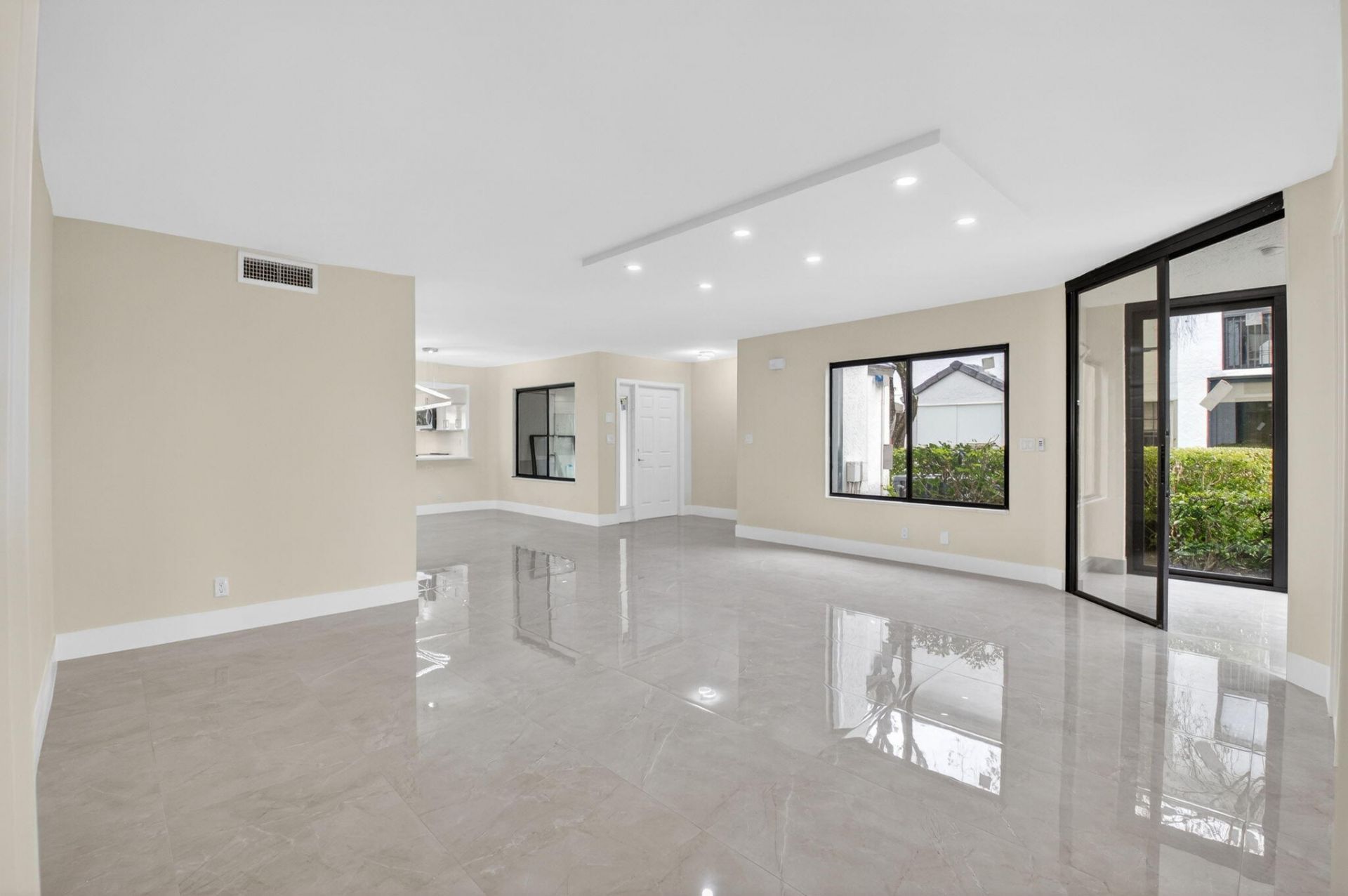 15350 Strathearn Drive, Unit 12501, Delray Beach, FL 33446 Photo