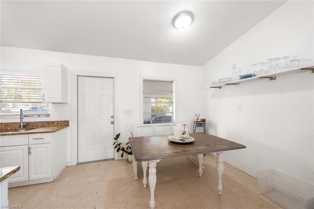 243 Lakeview Dr , North Fort Myers, FL 33917 Photo