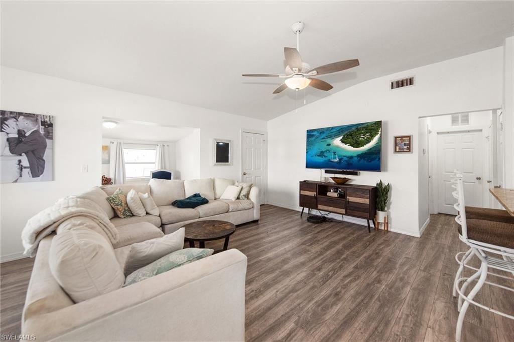 243 Lakeview Dr , North Fort Myers, FL 33917 Photo