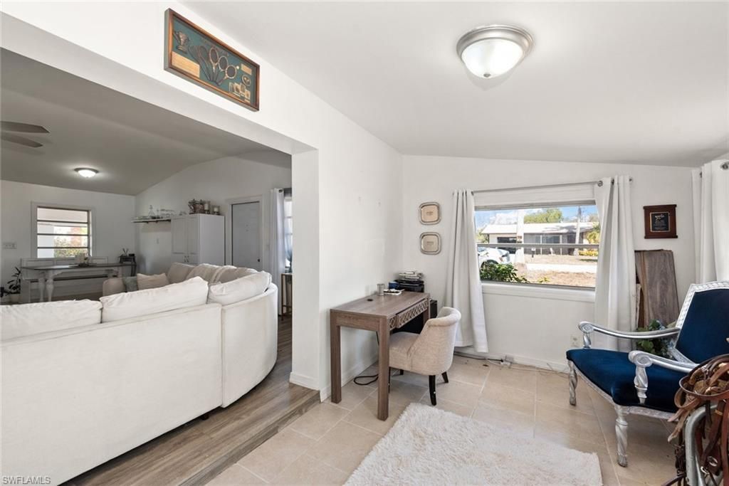 243 Lakeview Dr , North Fort Myers, FL 33917 Photo