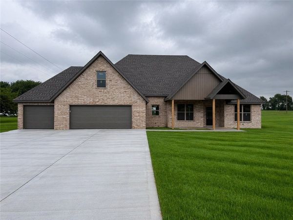 2104 Taylor Orchard Road, Gentry, AR 72734