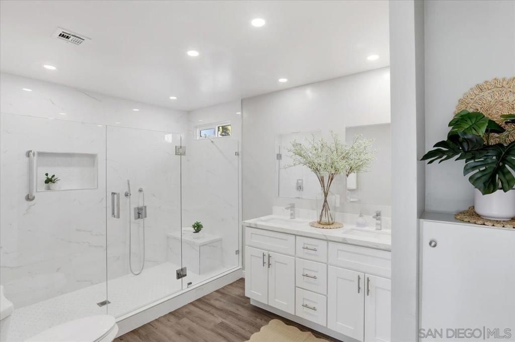 7023 San Bartolo, Unit 41, Carlsbad, CA 92011 Main Photo