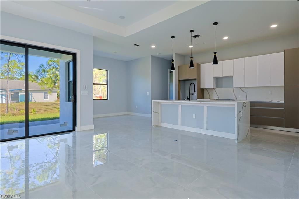 912 Bell Blvd S, Lehigh Acres, FL 33974 Photo