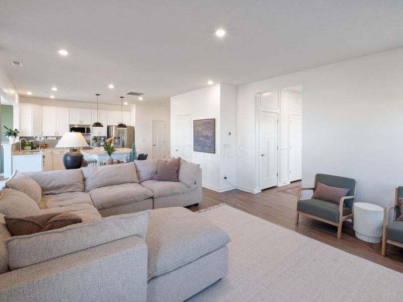 484 Creekside Drive , Commercial Point, OH 43116 Photo 9