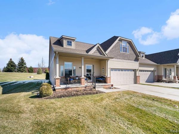 237 Victoria Drive, Dexter, MI 48130