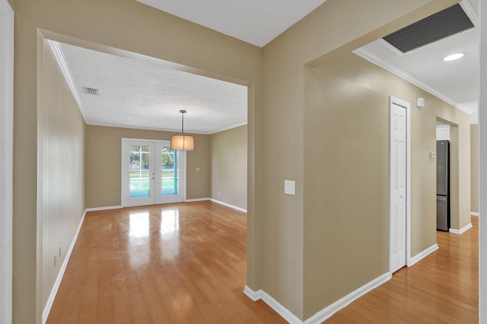 901 NE Town Terrace, Jensen Beach, FL 34957 Photo