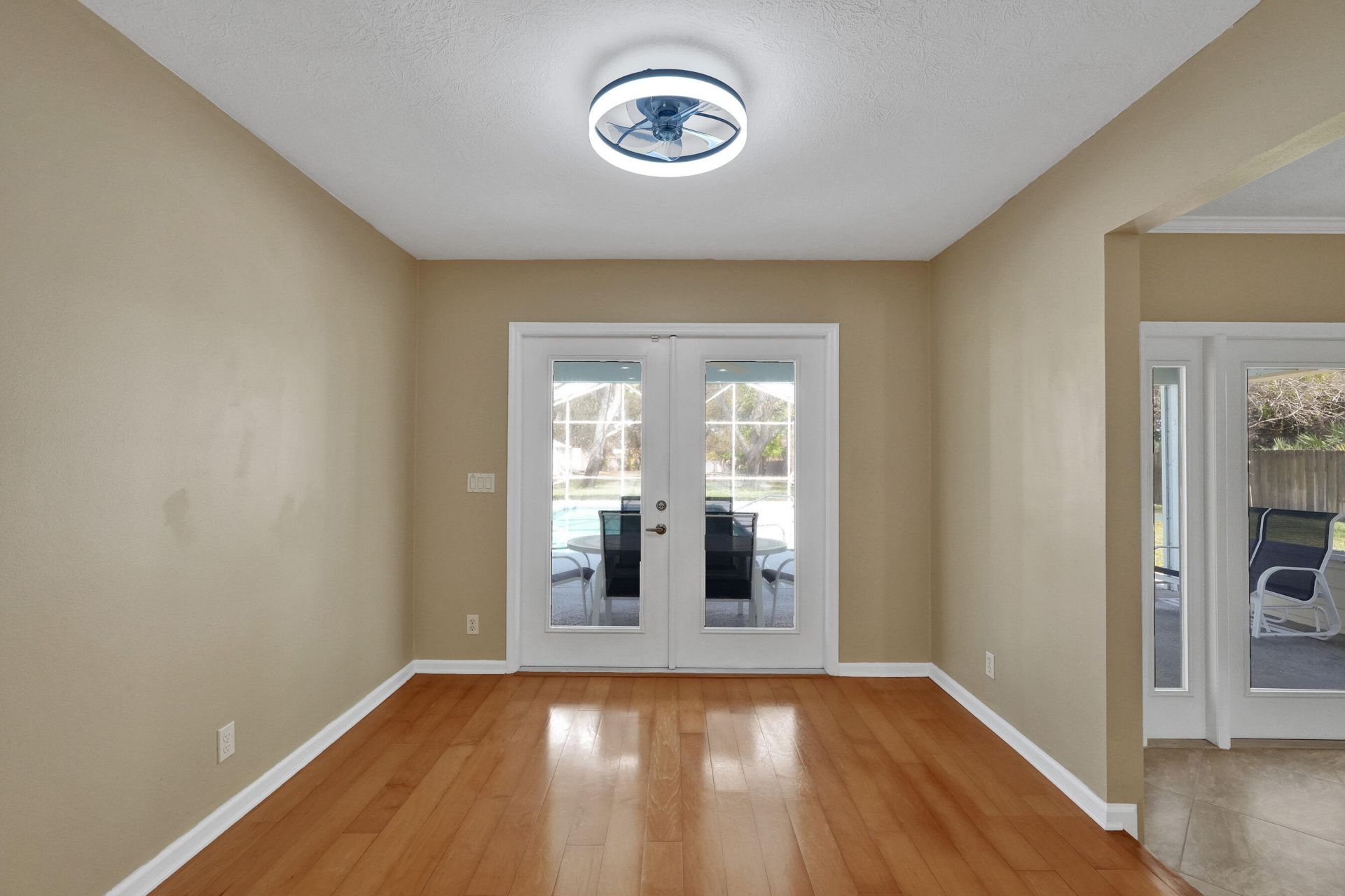 901 NE Town Terrace, Jensen Beach, FL 34957 Photo