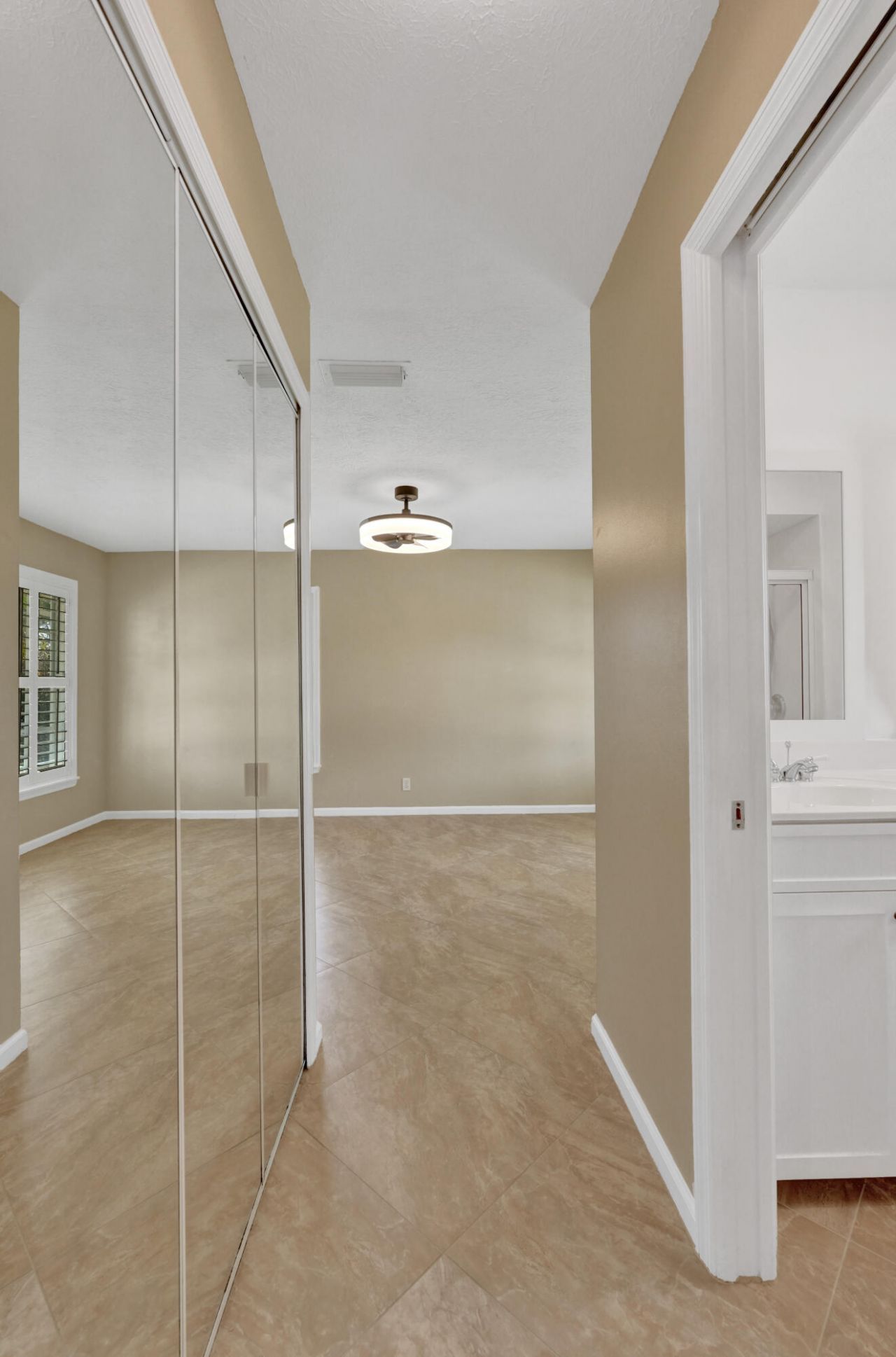 901 NE Town Terrace, Jensen Beach, FL 34957 Photo