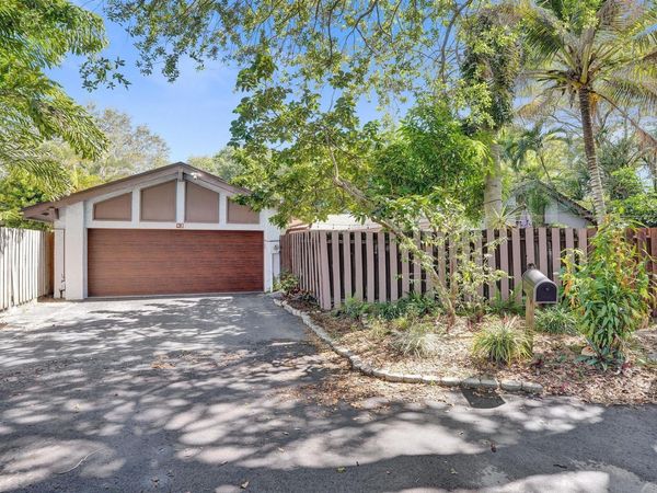 43 Birch Dr, Cooper City, FL 33026