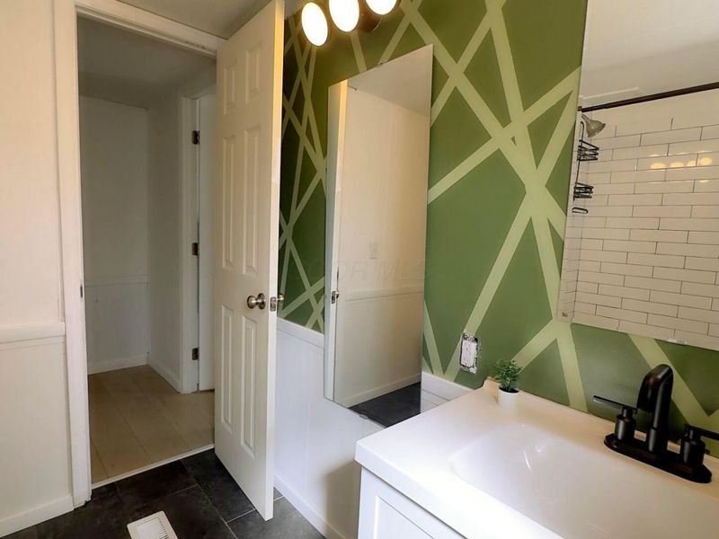 1330 Hanover Road, Unit 33, Delaware, OH 43015 Photo 11