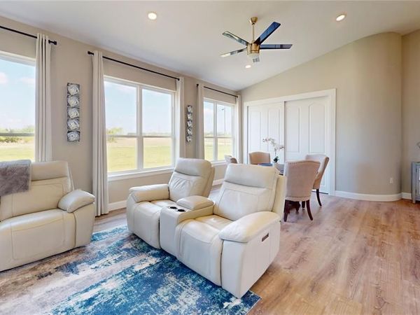 124 Greenhill Circle, Nocona, TX 76255