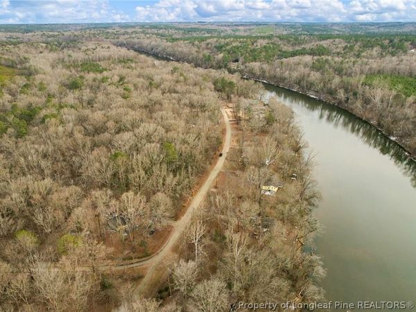 77 Bay Street, Fuquay Varina, NC 27526