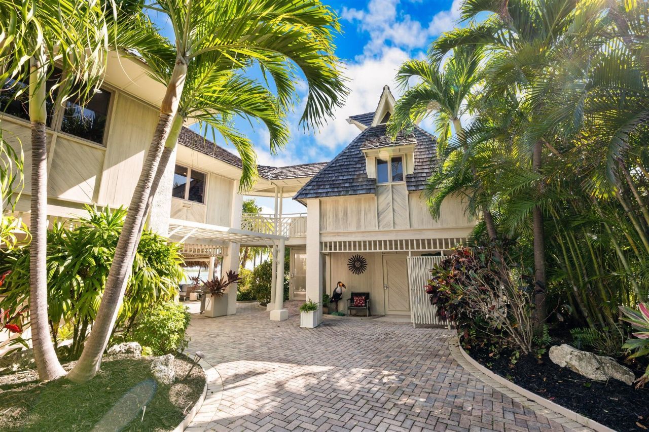 493 Coral Avenue, Ramrod, FL 33042 Photo