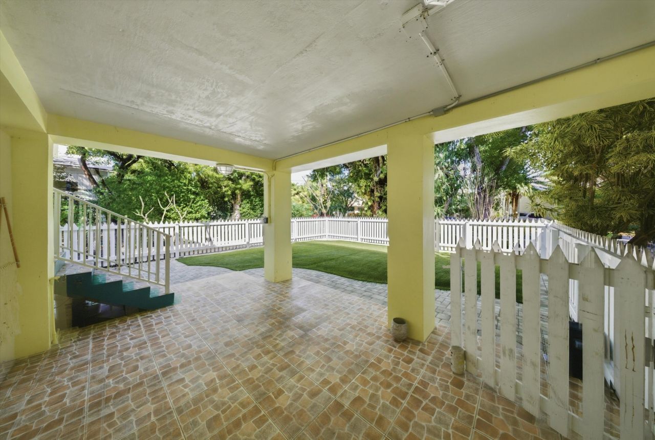 155 Fontaine Drive, Tavernier, FL 33070 Photo