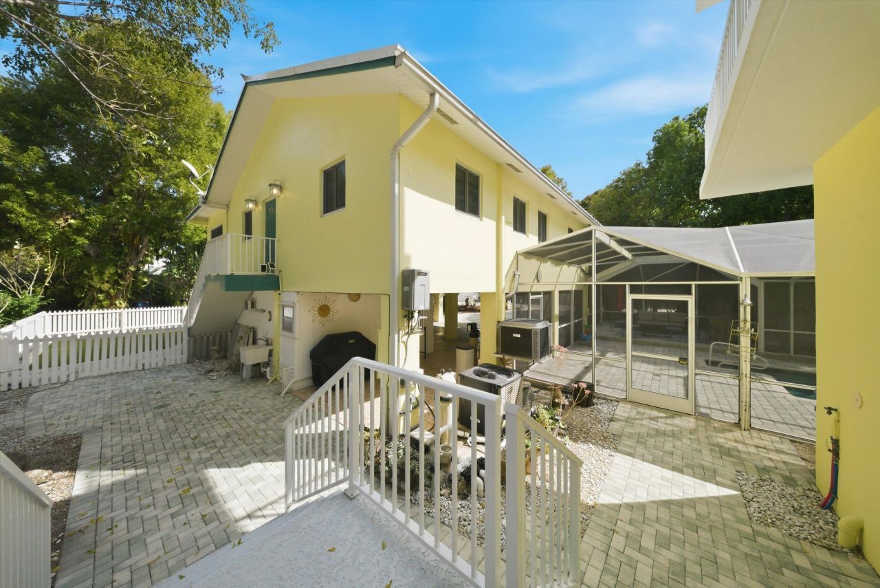 155 Fontaine Drive, Tavernier, FL 33070 Photo