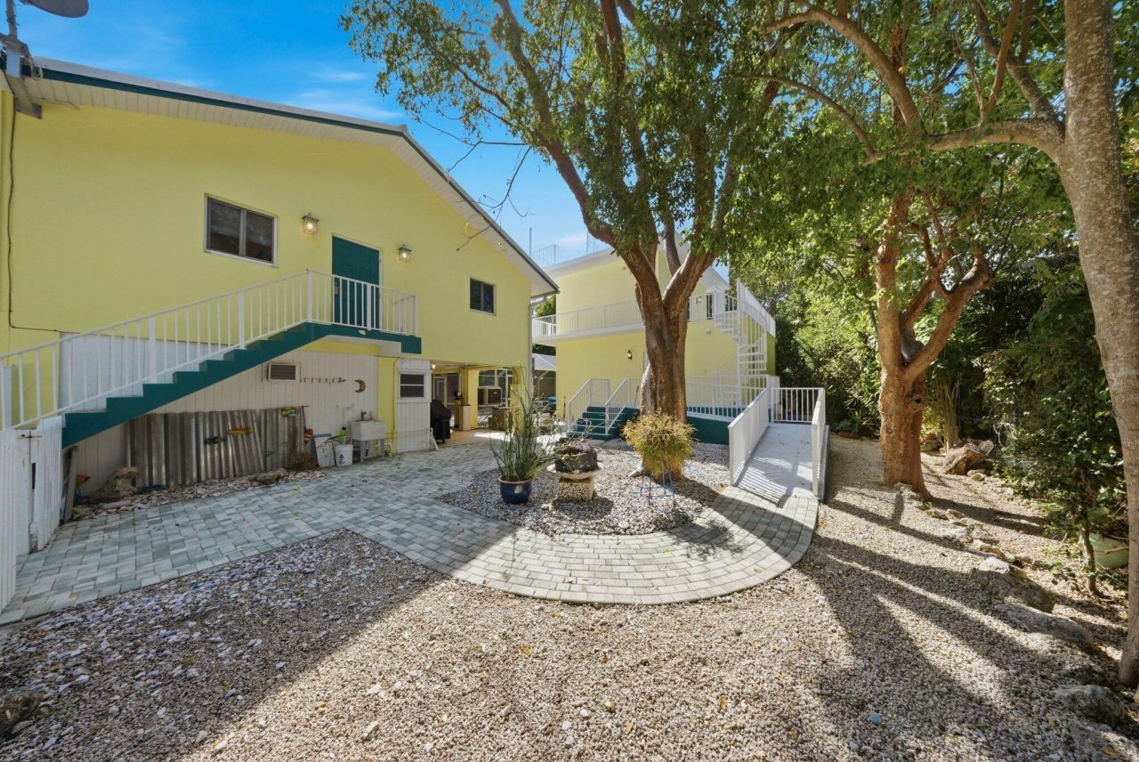 155 Fontaine Drive, Tavernier, FL 33070 Photo