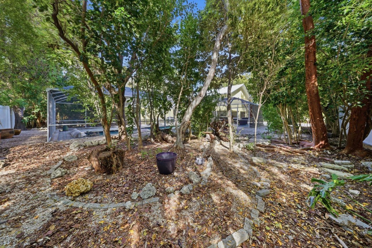 155 Fontaine Drive, Tavernier, FL 33070 Photo