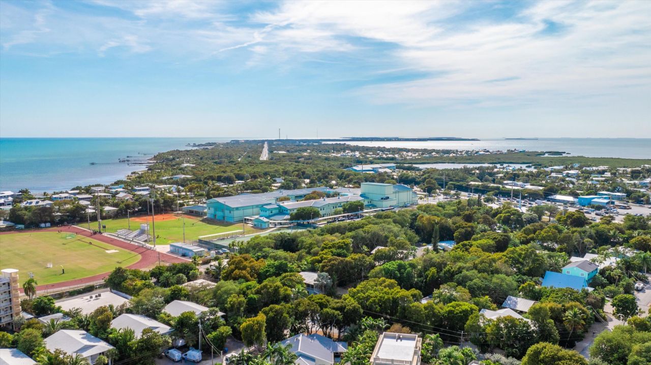 155 Fontaine Drive, Tavernier, FL 33070 Photo