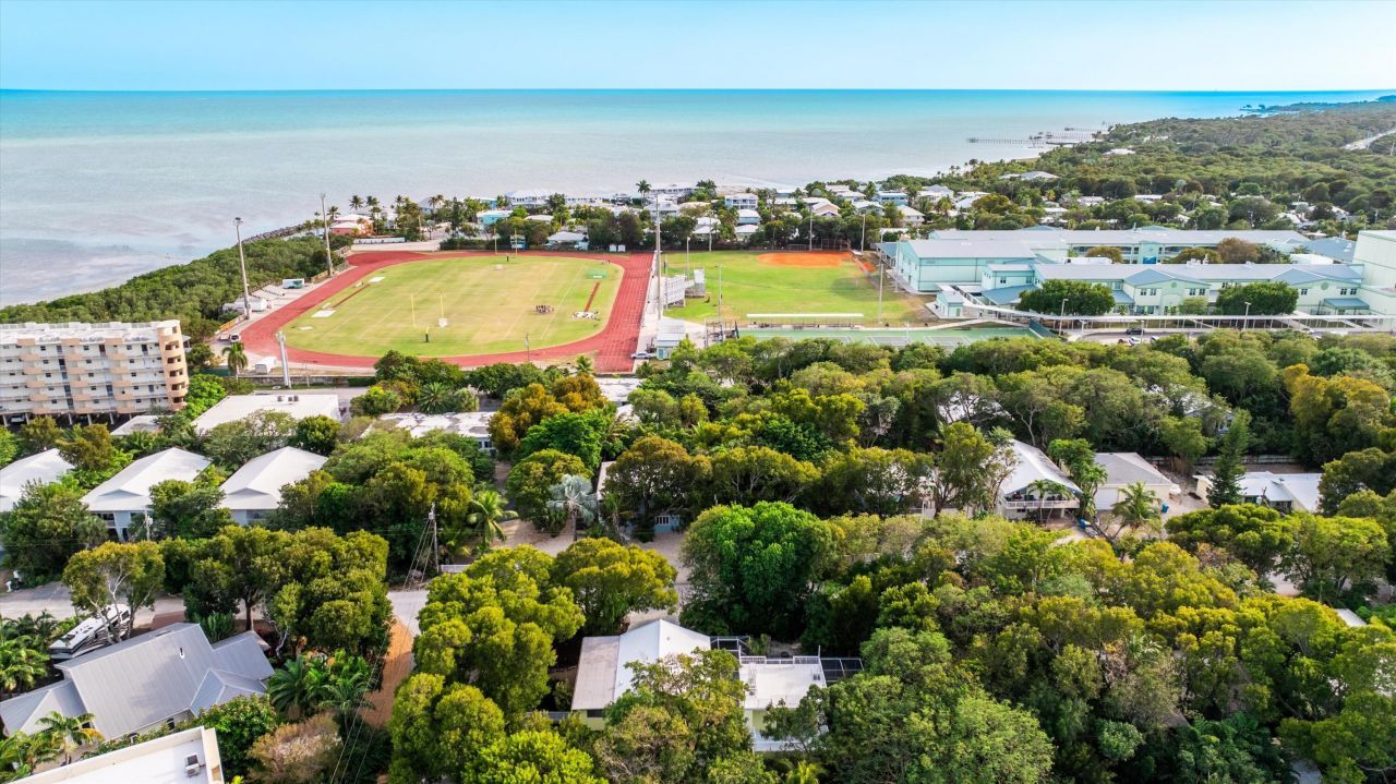 155 Fontaine Drive, Tavernier, FL 33070 Photo