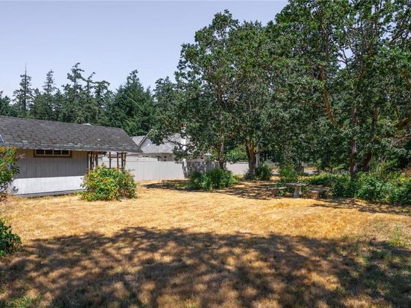 3250 Metchosin Rd, Colwood, BC V9C 2A5