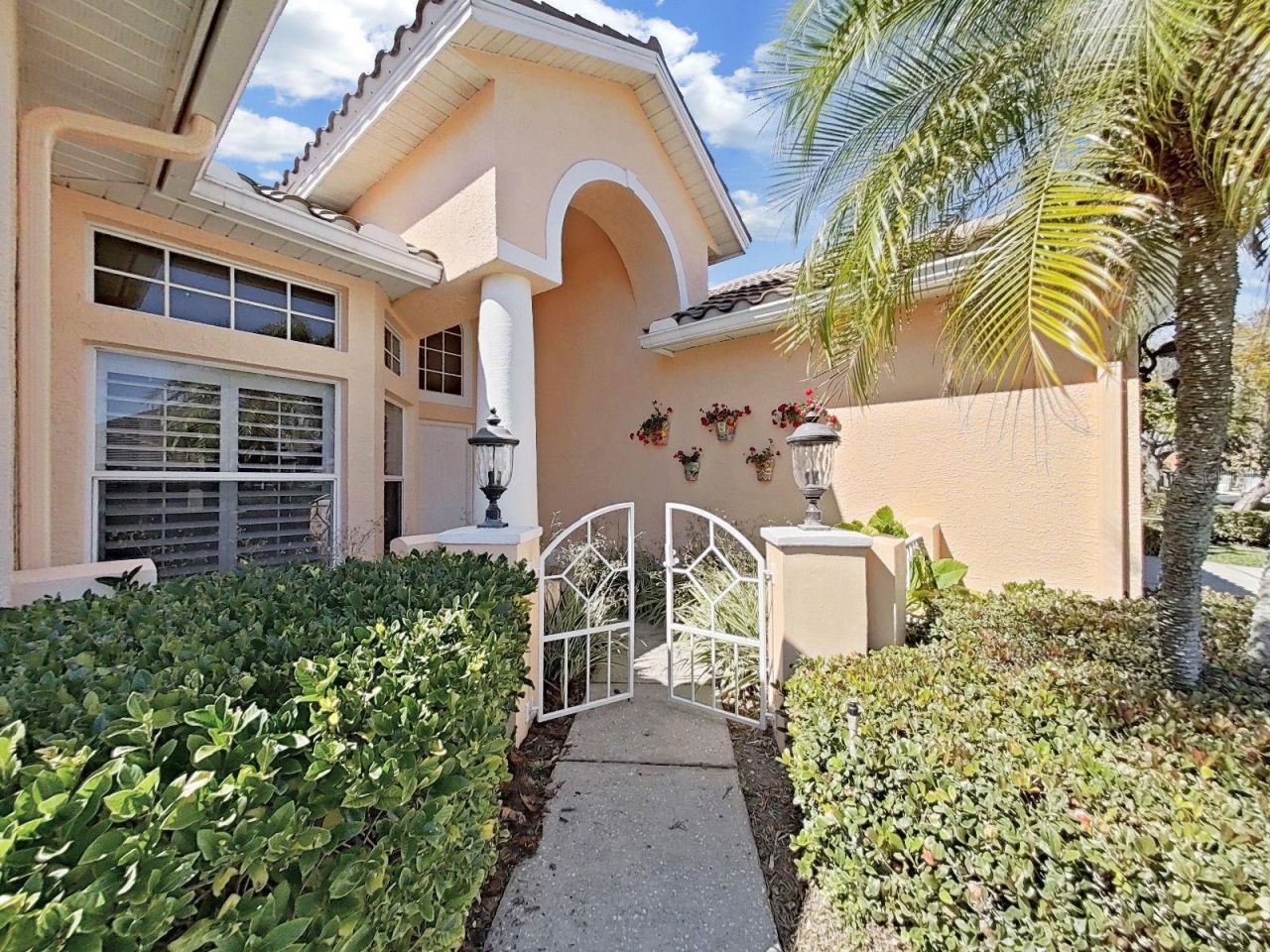 4833 Windmill Palm Terrace Ne, Saint Petersburg, FL 33703 Photo