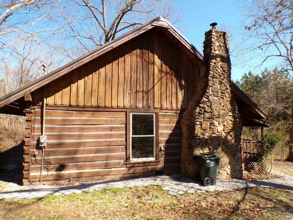 450 Fawn Lake Bridge Rd, Tuscumbia, AL