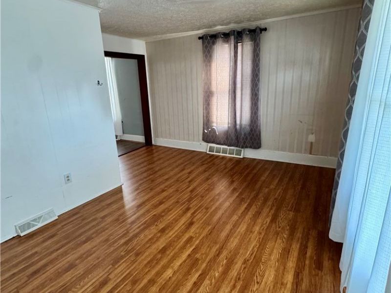 374 Tenney Avenue, Youngstown, OH 44405 Photo 8